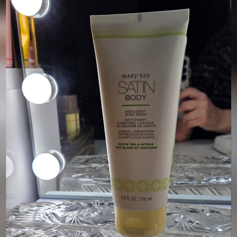 Mary Kay Satin Body Indulgent Shea Wash – White Tea & Citrus NEW